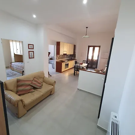 House Le Ancore Lägenhet Barcellona-Pozzo di Gotto