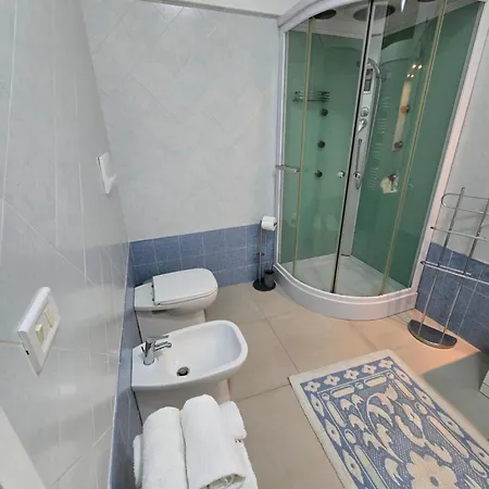 House Le Ancore Daire Barcellona-Pozzo di Gotto